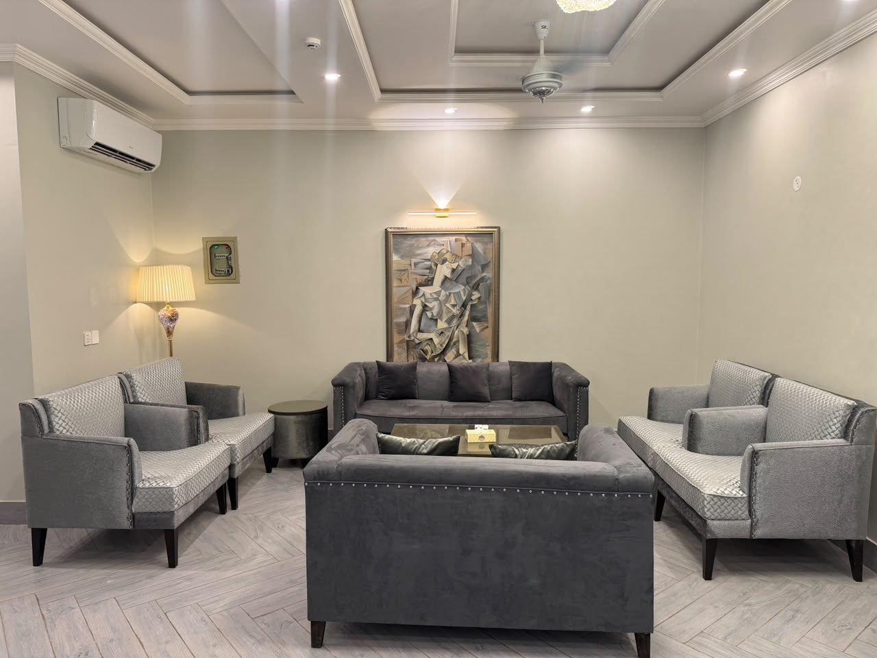 Two-Bedroom Presidential — seating
