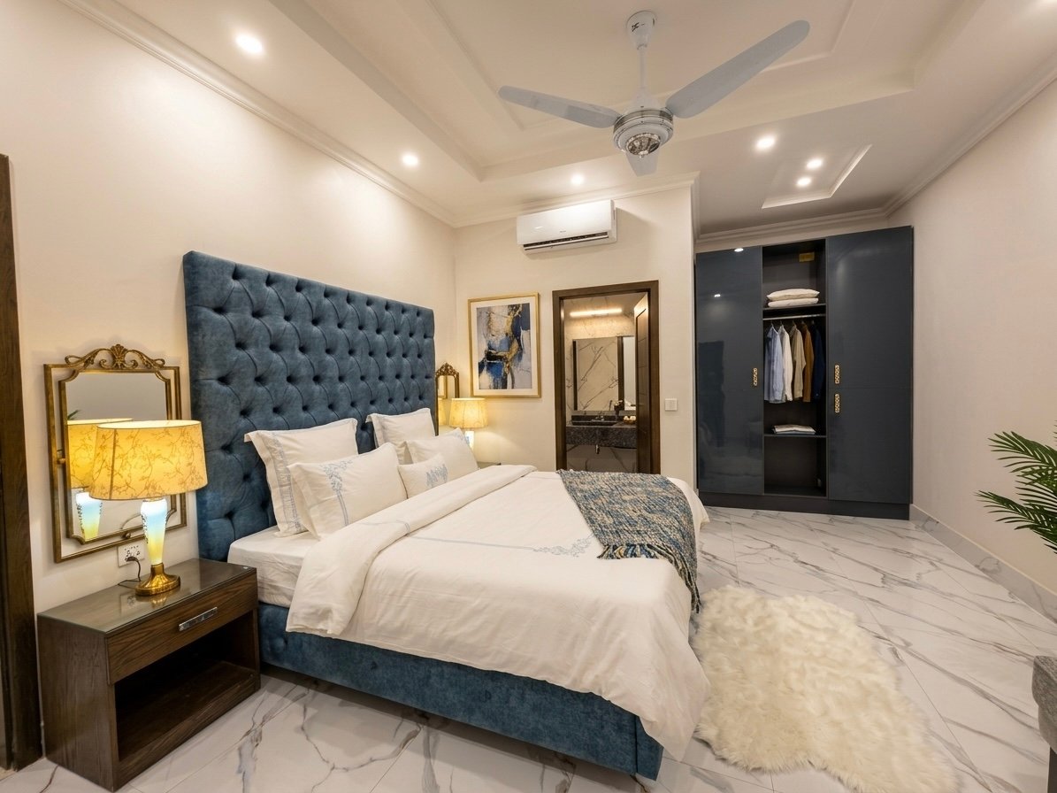 Executive Suite — interior